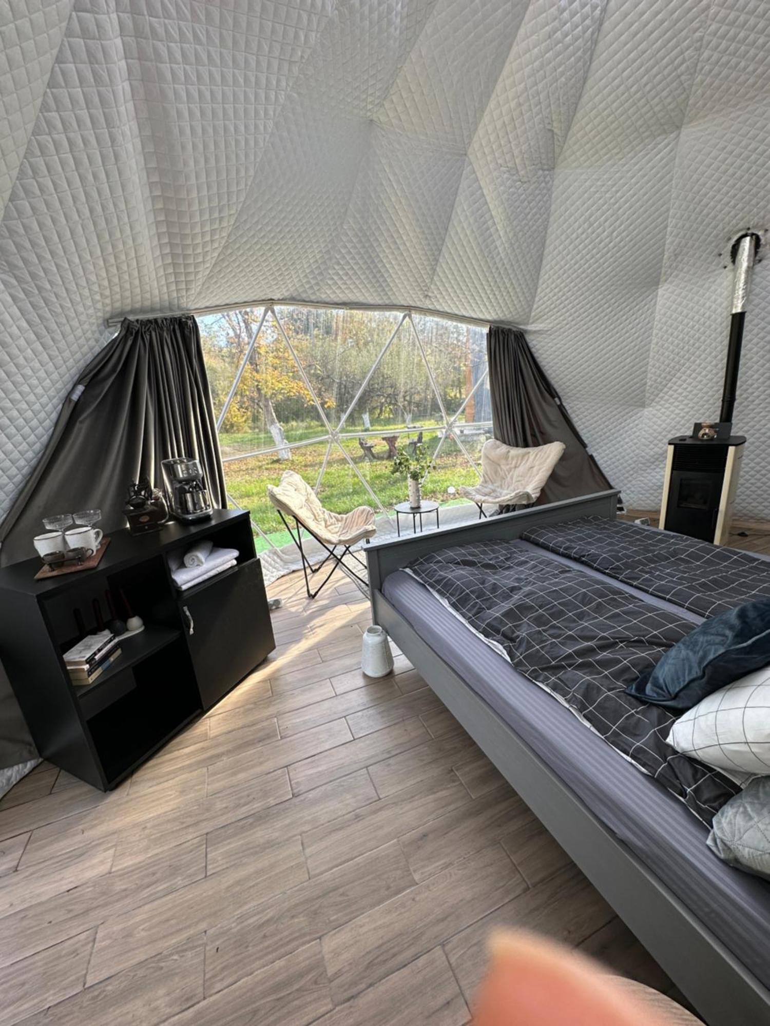 מלון הורזו The Frog Glamping מראה חיצוני תמונה